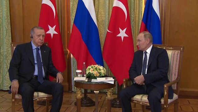 Zarpan de Ucrania tres buques con grano en plena polémica sobre tácticas de guerra