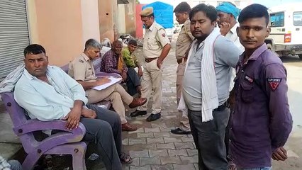 घर से निकले श्रमिक का शव टिन शैड में लटका मिला, हत्या की आशंका