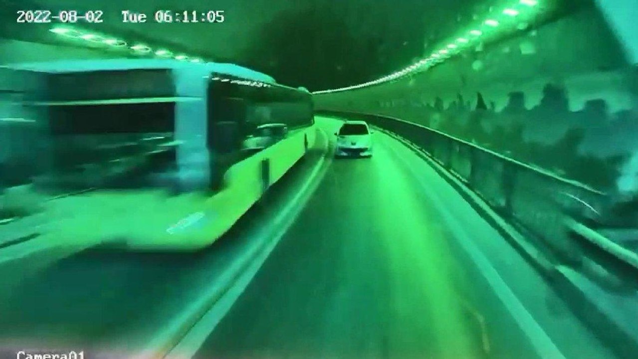 İstanbul’da otobüs şoförünün dikkati kazayı böyle önledi