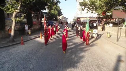 Download Video: Son dakika haber: Mehteran takımı ve Atlı Jandarma Timi vatandaşlara Osmanlı dönemini yaşattı