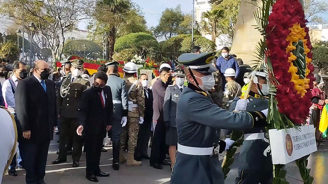 Comienzan los actos protocolares en Sucre por el aniversario 197 de la independencia de Bolivia