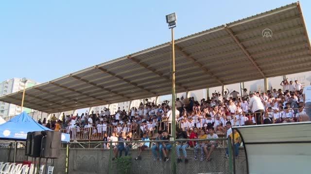 Diyarbakır gündem haberi | DİYARBAKIR - Yaz spor okullarında eğitim alan çocuklar yeteneklerini sergiledi