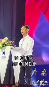 Bài phát biểu cảm động của người cha có con gái bị câm điếc bẩm sinh trong Lễ tốt nghiệp