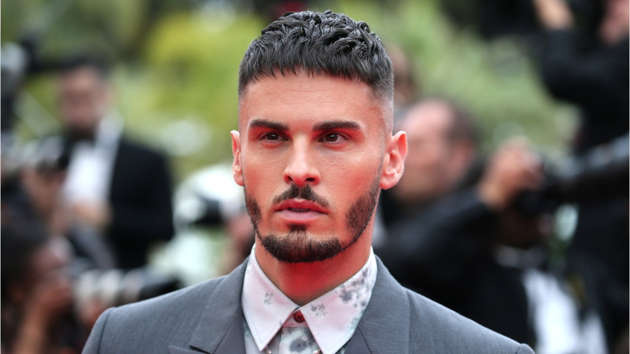 GALA VIDEO - Baptiste Giabiconi bon client de Fort Boyard : “Je fais des erreurs qui me coûtent cher en bêtisiers”