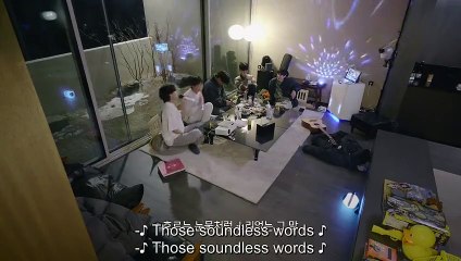 SHE-HULK -Captain America Scene- (NEW, 2022)