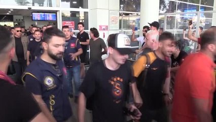 Antalya haberi: Galatasaray kafilesi Antalya'ya geldi