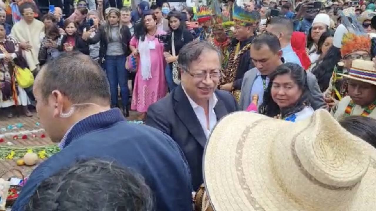 Así fue el acto de ‘‘posesión espiritual’’ de Gustavo Petro y Francia Márquez