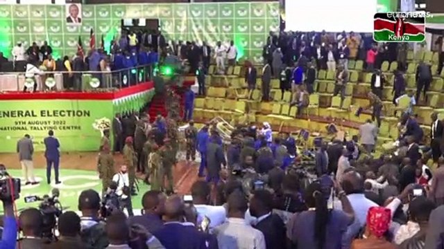 Непрозрачные выборы в Кении: раскол в избиркоме, драки и протесты