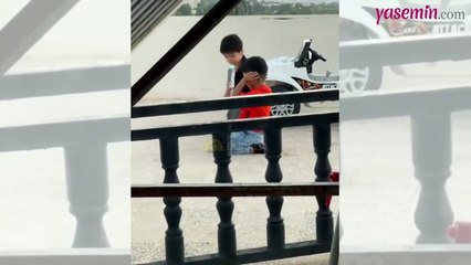 Batman'da iki çocuk Ezan-ı Şerif'i duyunca bakın ne yapıyorlar!