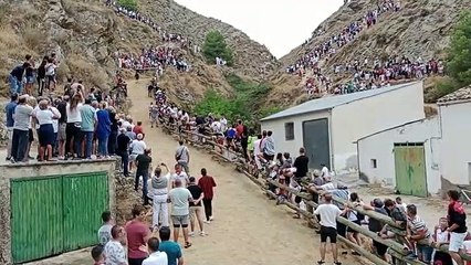 Espeluznante cogida en el tercer Encierro del Pilón de Falces