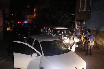 Otomobiliyle ölümüne kaçtı, 30 kilometre sonunda yakalandı