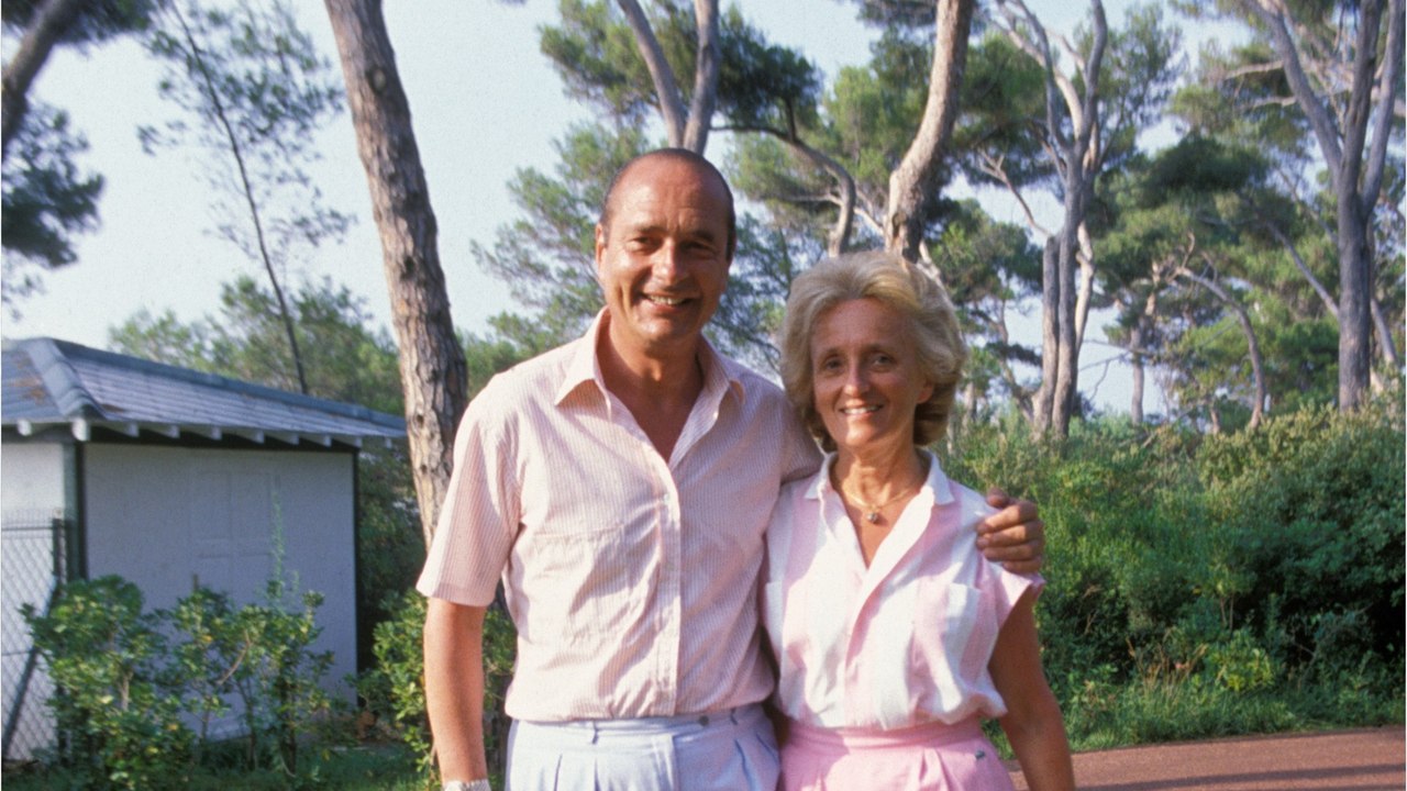 GALA VIDEO - “Gentils”, “pas snobs”… Comment Jacques et Bernadette Chirac étaient perçus en vacances