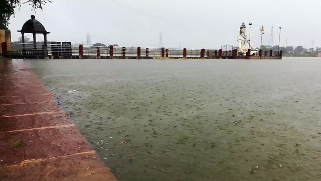 जिले में हुई खंड बारिश: कहीं रिमझिम तो कहीं झमाझम बारिश