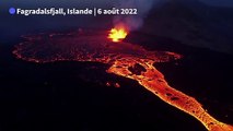 Eruption d'un volcan en Islande: images de la lave de nuit