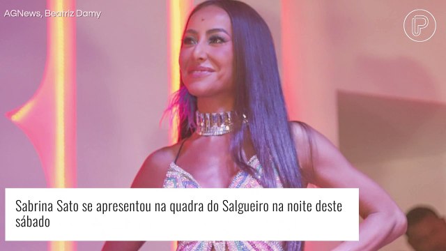 Sabrina Sato é aplaudida por Viviane Araujo durante apresentação com a bateria da Vila Isabel na quadra do Salgueiro. Fotos!