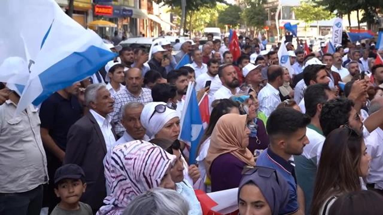 Babacan: "Devleti, Kürt Meselesinin Çözümünün Bir Parçası Haline Getireceğiz"