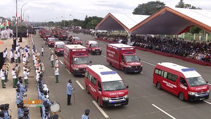 Célébration de l'AN 62 à Yamoussoukro : passage Rame des Sapeurs Pompiers