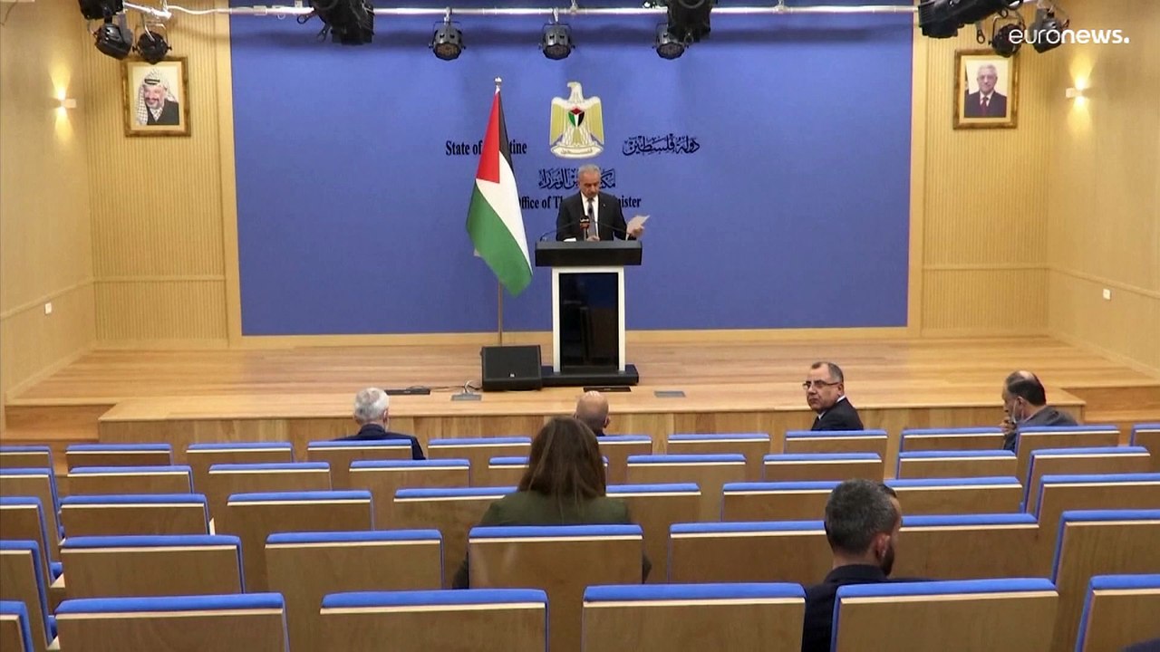 شاهد: رئيس الوزراء الفلسطيني يدعو إلى وقف "العدوان" على غزة وينتقد ازدواجية المعايير