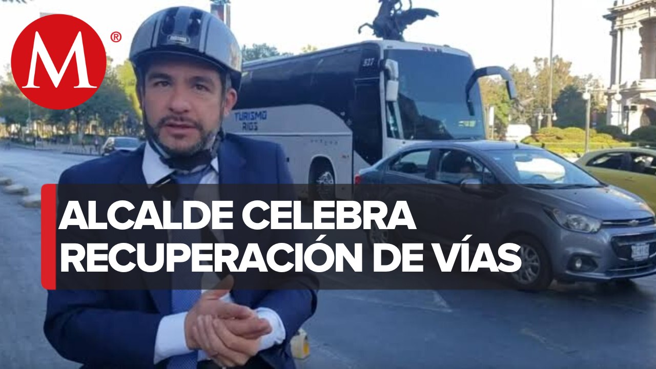 Mauricio Tabe inicia paseo dominical en bici por la Miguel Hidalgo