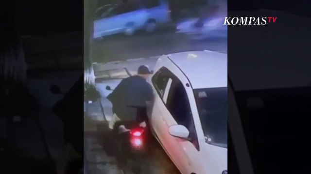 Rekaman CCTV Aksi Pecah Kaca Mobil, Pura-pura Parkir dan Incar Kaca Kursi Belakang