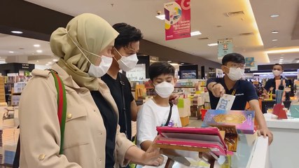 Sonfai Family - Abang Faaz Beli Hadiah Al Quran untuk Queen Arsy