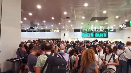Caos en la estación de Sants por la interrupción del AVE entre Madrid y Barcelona
