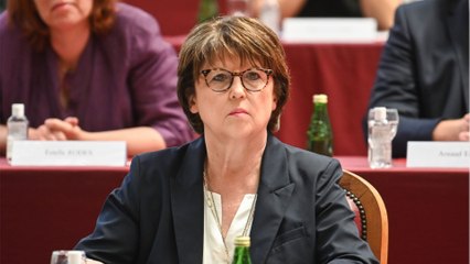 GALA VIDÉO - Martine Aubry : le saviez-vous ? Elle a été le témoin de mariage d’une célèbre femme politique