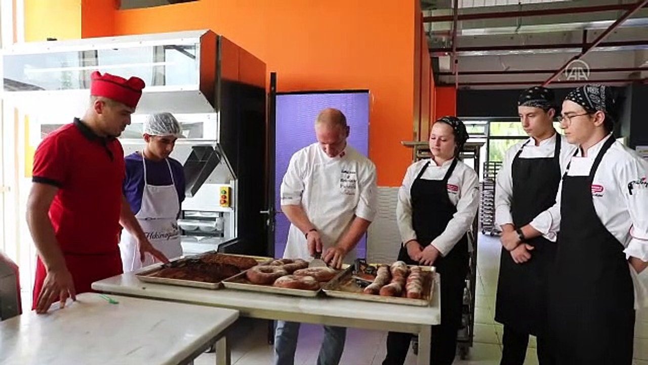 Bursa'daki bu lisenin fırını var! Ekmeğin 'Ar-Ge merkezi' oldu