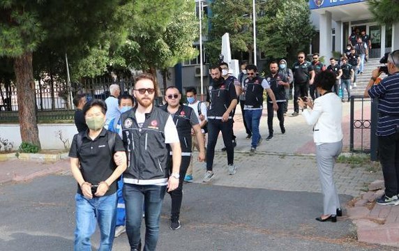 Son dakika haber... GEMİDE 242 KİLO KOKAİNİN ELE GEÇİRİLDİĞİ OPERASYONDA ŞÜPHELİLER ADLİYEDE