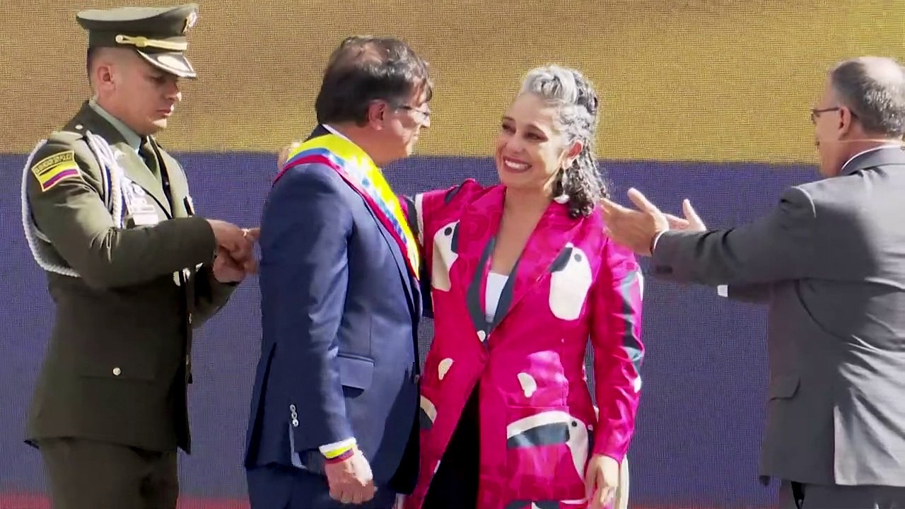 Colombie: Gustavo Petro, premier président de gauche, a prêté serment