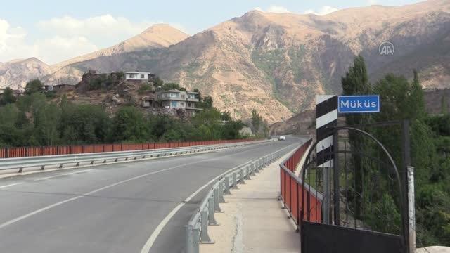Müküs Çayı'nda kaybolan hemşirenin ailesi, arama çalışmalarını yürüten ekiplere minnettar