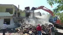 Karabük haberi | Yenice'de afetten zarar gören 8 evin daha yıkım işlemleri başladı