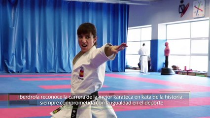 Sandra Sánchez recibe de la mano de Ignacio Galán el diploma “Huella de Oro Iberdrola”
