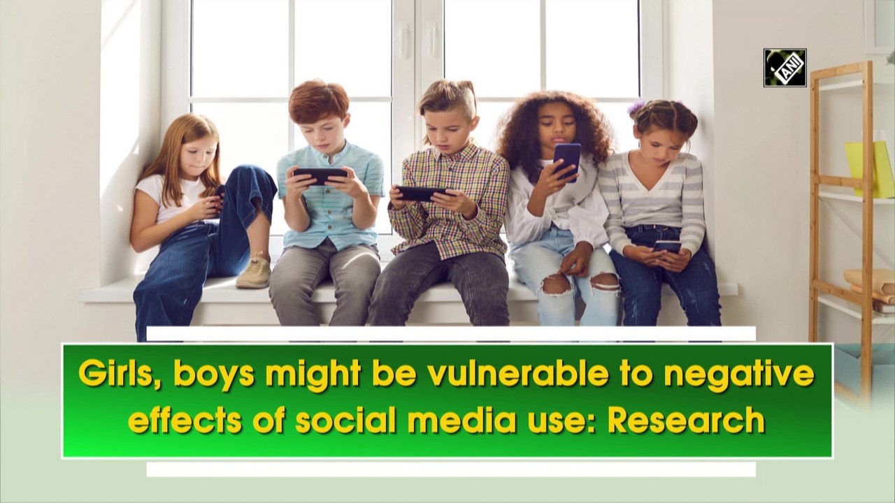 Girls, boys might be vulnerable to negative effects of social media use: Research
