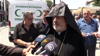 60 yıl sonra tarihi kilisede cenaze töreni