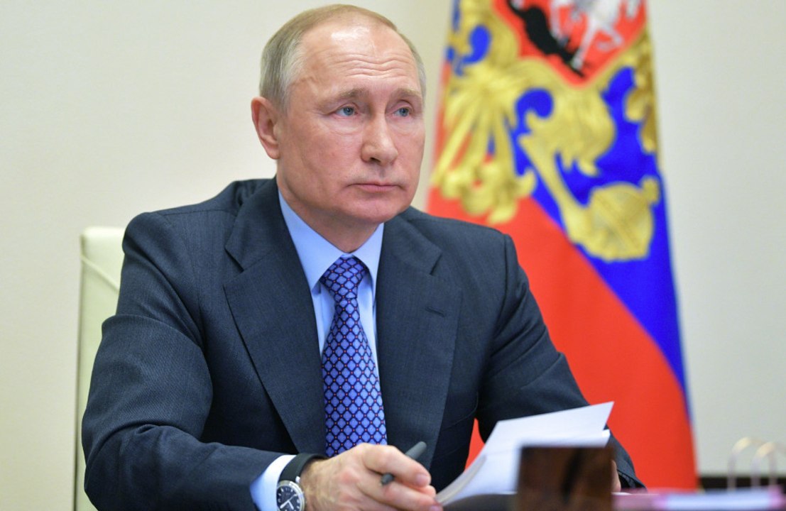 Un general británico afirma que Vladimir Putin podría utilizar la bomba atómica