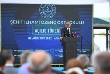 Bakan Özer: "614 bin öğretmenimizin uzman ve başöğretmenlik ilgili süreçleri devam ediyor"