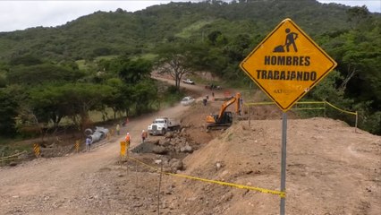 Avanza construcción de carretera que conectará a Estelí y León