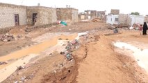 العربية ترصد معاناة النازحين بعد تدمير السيول مساكنهم في مأرب
