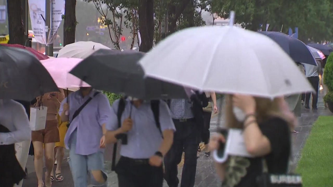 [날씨] 서울 80년만에 기록적인 폭우...내일까지 300mm↑ / YTN