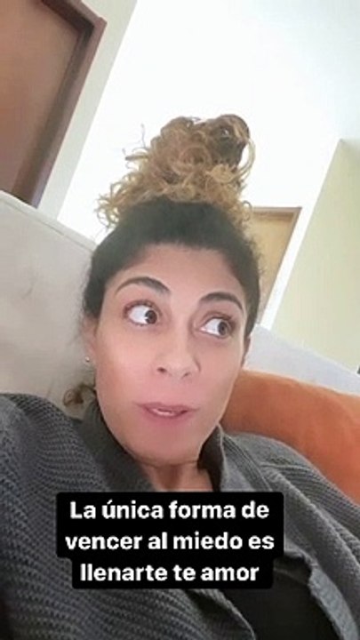 ANNA FERRO RECOMIENDA QUE  LA ÚNICA FORMA DE  VENCER EL MIEDO ES LLENARTE DE AMOR