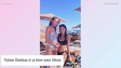 Thylane Blondeau pose avec sa demi-soeur, sa "jumelle" : duo canon à Ibiza