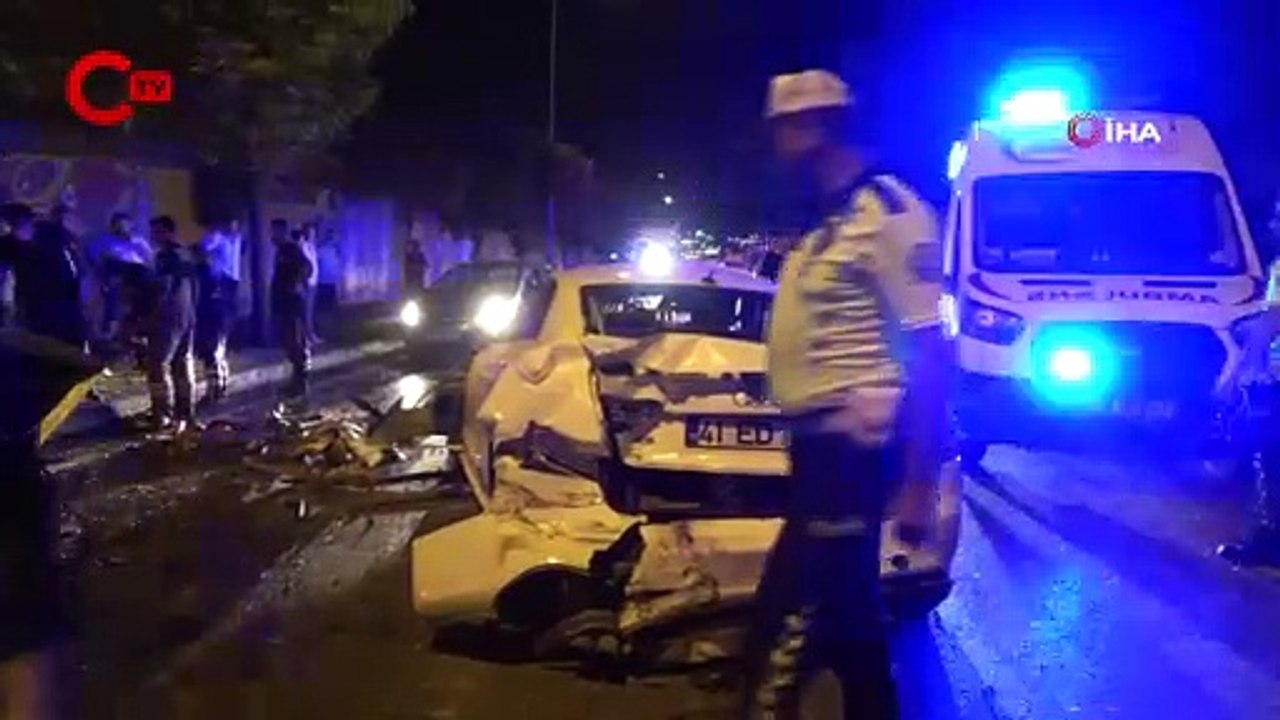 Bursa’da zincirleme kaza: 1’i ağır 5 yaralı