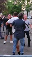 Ünlü İtalyan futbolcu Berardi taraftara tekme tokat saldırdı!