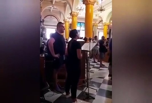 In centinaia a Lipari per l'ultimo saluto a Giovanni Profilio