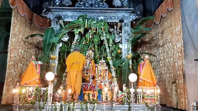गोविंददेवजी के दरबार जन्माष्टमी महोत्सव का उल्लास, ठाकुरजी को धारण करवाई पवित्रा