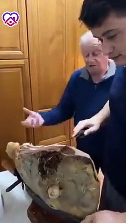 дедото изгуби контрола и полуде