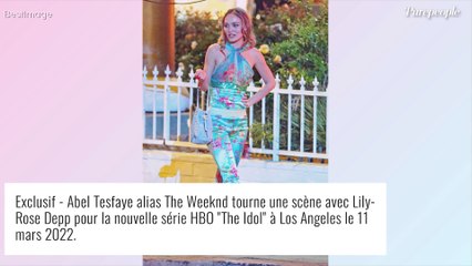 Lily-Rose Depp en body en dentelle ultra moulant : une rare photo qui va faire sensation