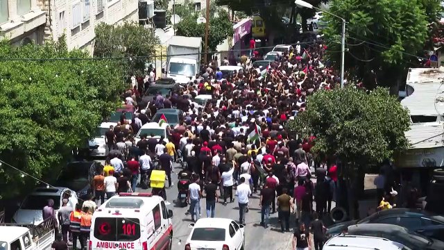 تشييع فلسطينيين قتلوا برصاص إسرائيلي في عملية بالضفة الغربية