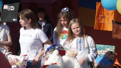 Как в Украине пытаются восстанавливать разрушенные школы (09.08.2022)